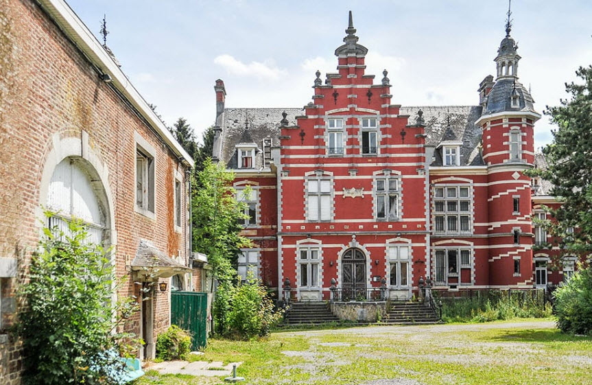 Chateau de la Motte en Gée, Belgium